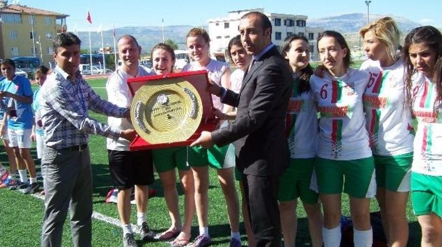 Bostanlıspor'a Yurt Dışından Teklif Var