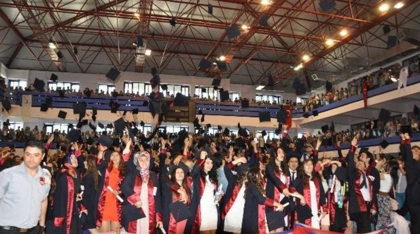 Eğitim Fak&uuml;ltesi Mezuniyet T&ouml;reni