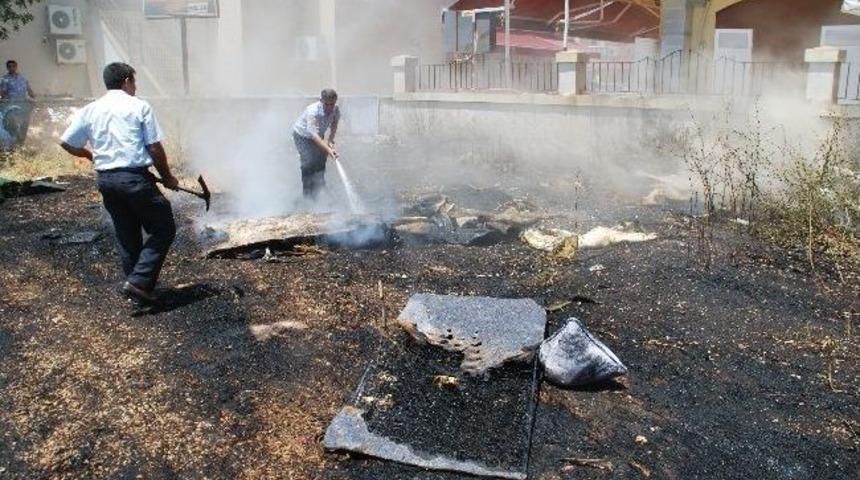 Marmaris'te Otluk Alanda Yangın