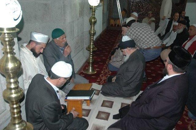 Muratpaşa Cami'inde Mevlid Okundu