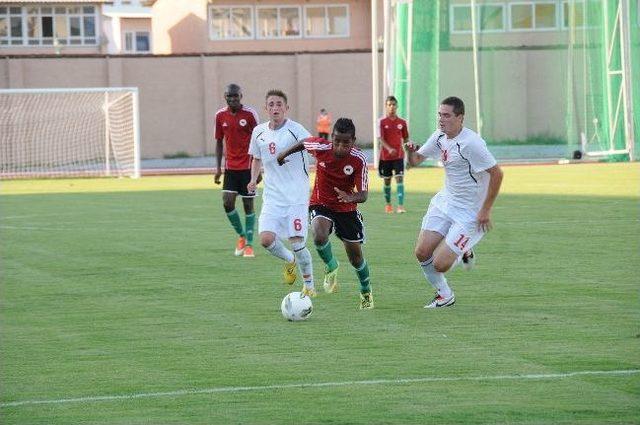 17. Akdeniz Oyunları Futbol Müsabakası 1