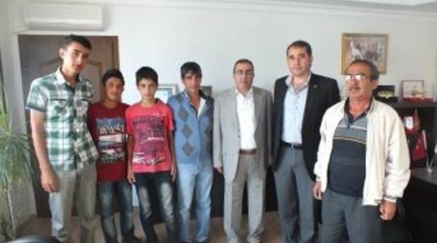 Nevşehir&rsquo;de Amat&ouml;r Spor Kul&uuml;plerine Forma Yardımı