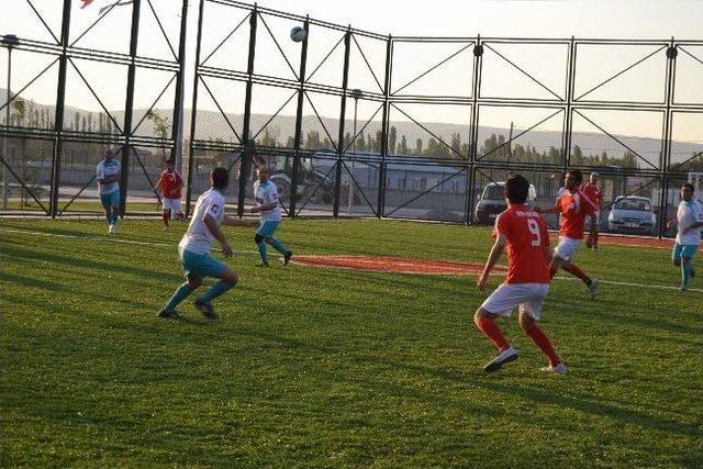 Kurumlar Arası Halı Saha Futbol Turnuvası Başladı 1