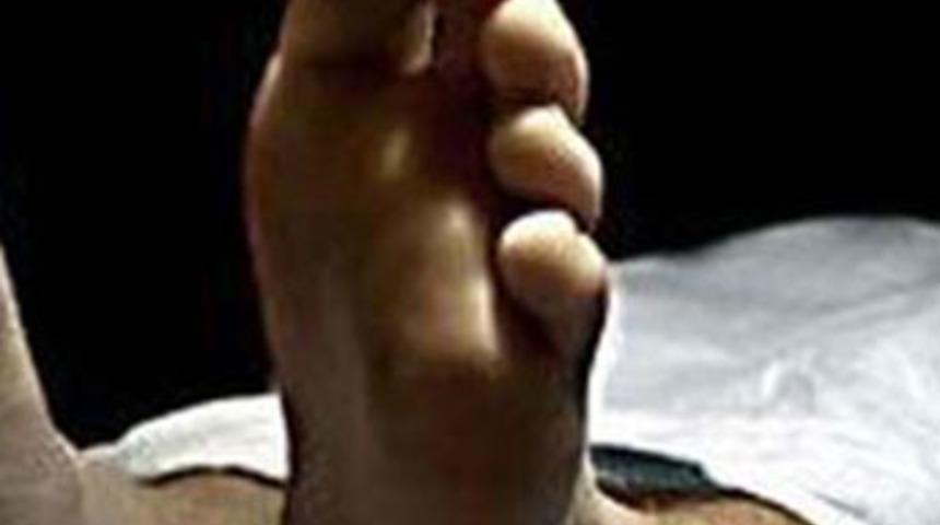 Matkap karnına saplandı!