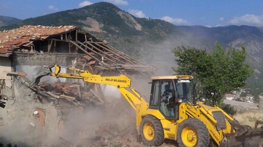 İskilip Kalesi'ne 3 Adet İskilip Konağı Yapılacak