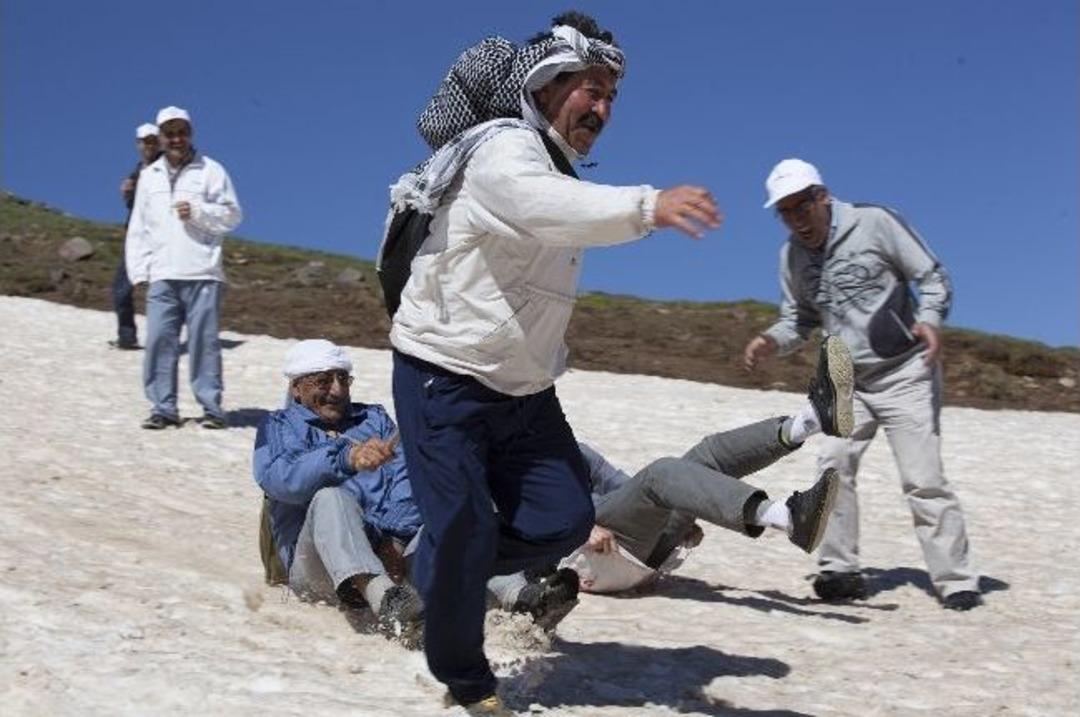 Yaz Mevsiminde Kar Keyfi Yaşandı.
