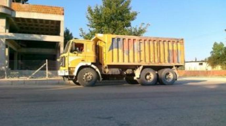 Mazot Hırsızları Polisten Ka&ccedil;amadı