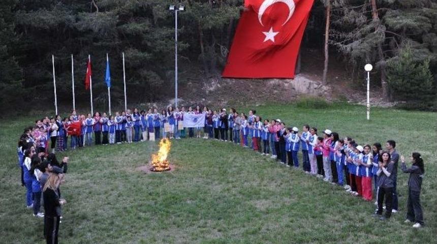 Altındağlı Gen&ccedil;ler Yaz Kampında