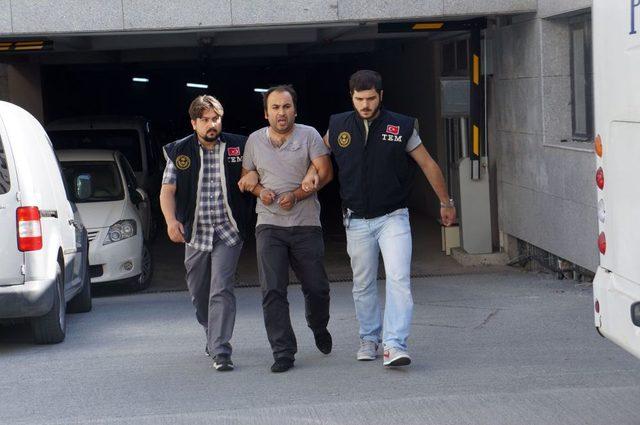 Ter&ouml;r Operasyonundan G&ouml;zaltına Alınanlar Adliyeye Sevk Edildi 2