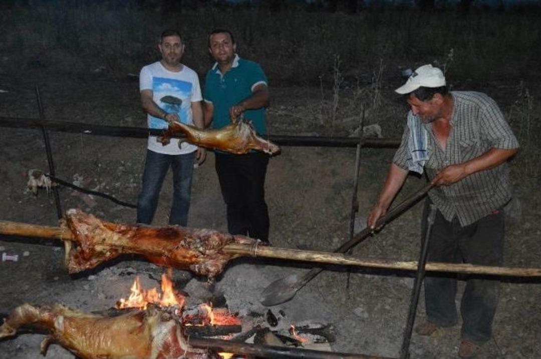 Edremit Halkı Panayıra Koştu