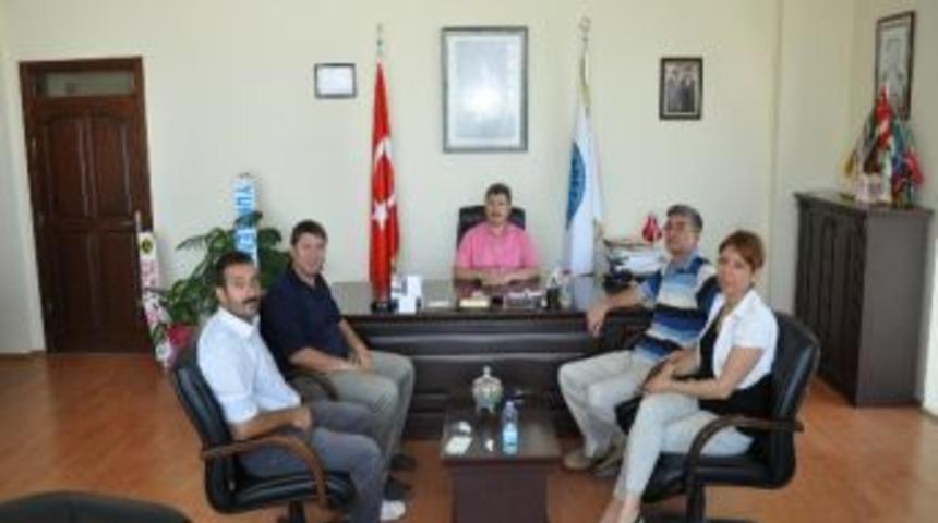 Kent Konseyi Başkanı Osman Ayyıldız&rsquo;dan Ticaret Odasına Ziyaret