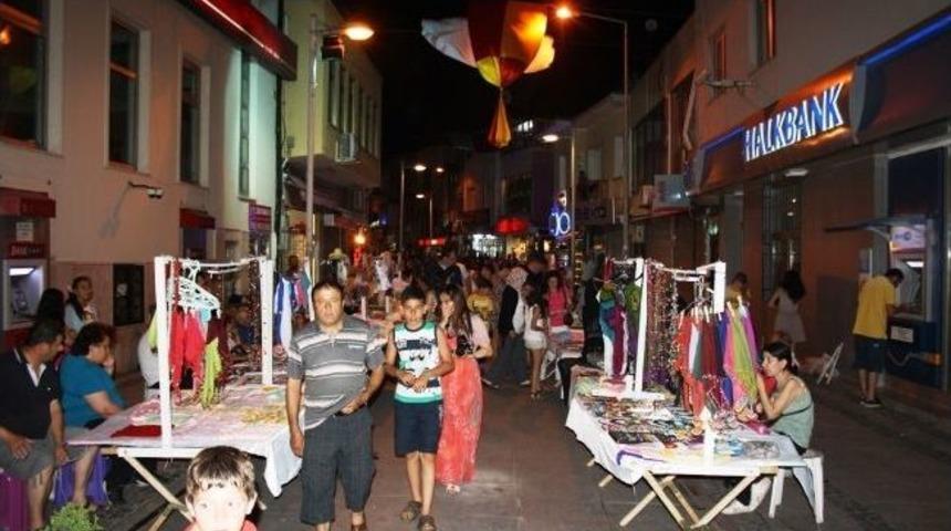 Gece Pazarı 5. Kez Ayvalıklılarla Buluştu