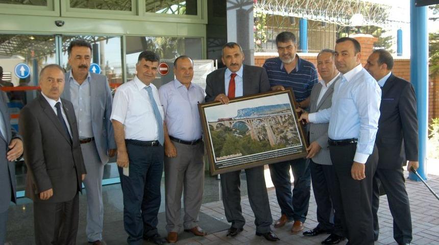 PTT Genel M&uuml;d&uuml;r&uuml; Tural&rsquo;a Adana&rsquo;da S&uuml;rpriz Karşılama