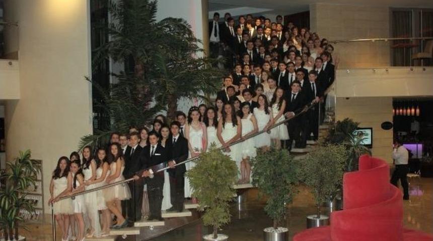 Gkv Ortaokul Mezunlarına R&uuml;ya Gibi Balo