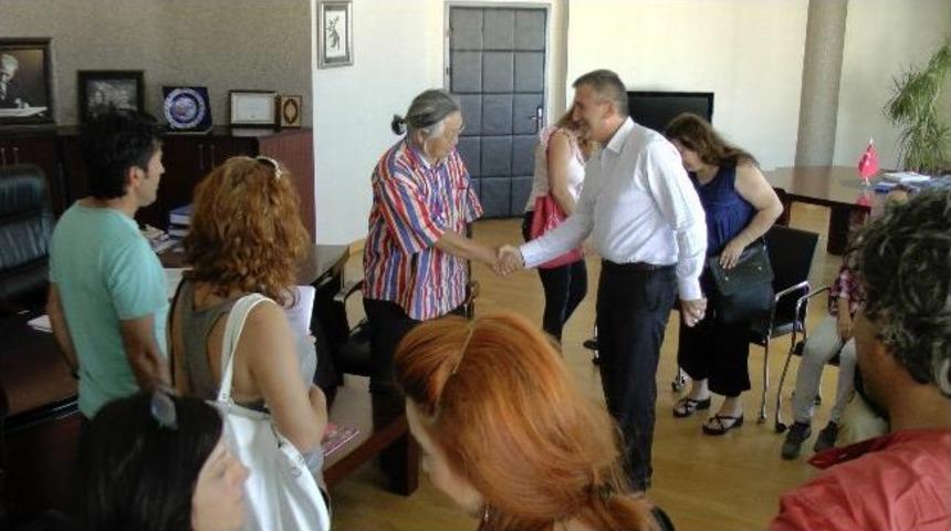 Uluslar Arası Ressamlar Başkan Albayrak&rsquo;ı Ziyaret Etti