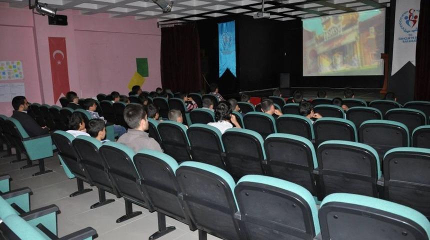 Erzurum'da Yaz Sinema Okulu Başladı