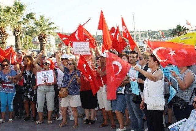 Ayvalık&rsquo;ta Gezi Parkı Tepkileri S&uuml;r&uuml;yor 1