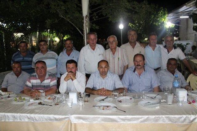 Muhtarlar&rsquo;dan Binbaşı Seydi Salman&rsquo;a Veda Yemeği 3