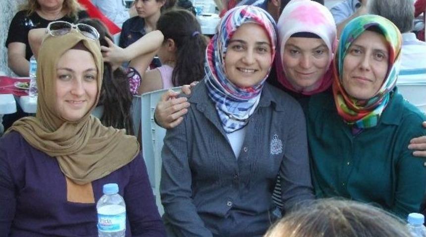 Eğitim Bir-sen &Uuml;yeleri Piknikte Bir Araya Geldi