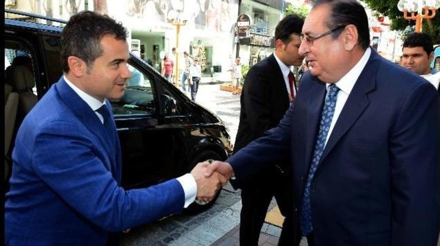 Bakan Kılı&ccedil; Başkan &Ouml;zcan&rsquo;ı Ziyaret Etti