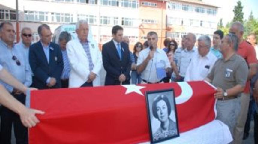 Tbmm Eski Başkanı K&ouml;ksal Toptan&rsquo;ın &Ouml;ğretmeni Son Yolculuğuna Uğurlandı