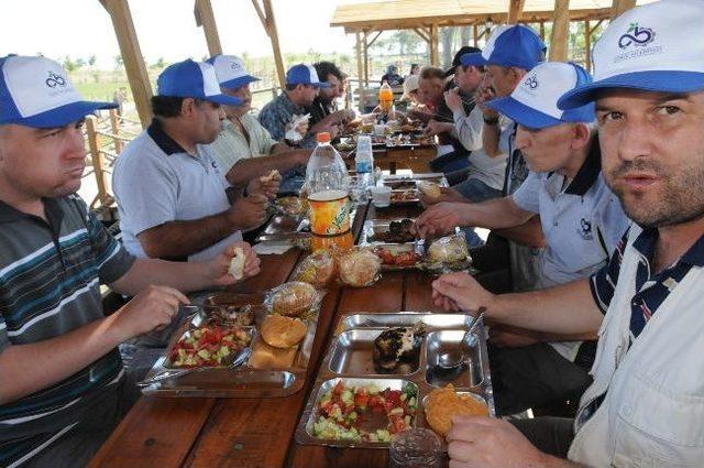 Çorlu Belediyesi Toplum Ruh Sağlığı Merkezi’nde Tedavi Gören Vatandaşlar İçin Piknik Düzenledi