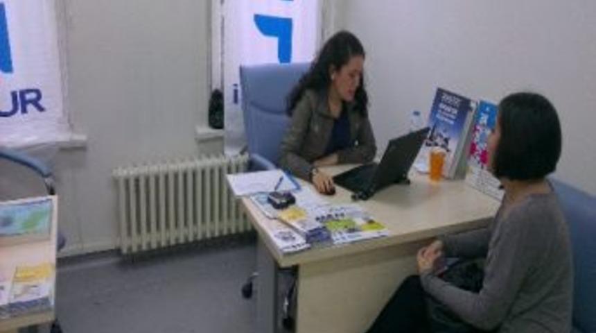 İşkur, Be&uuml; &Ouml;ğrencilerini Bilgilendirmeye Başladı