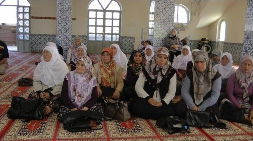 Hacı Adaylarına Seminer Verildi