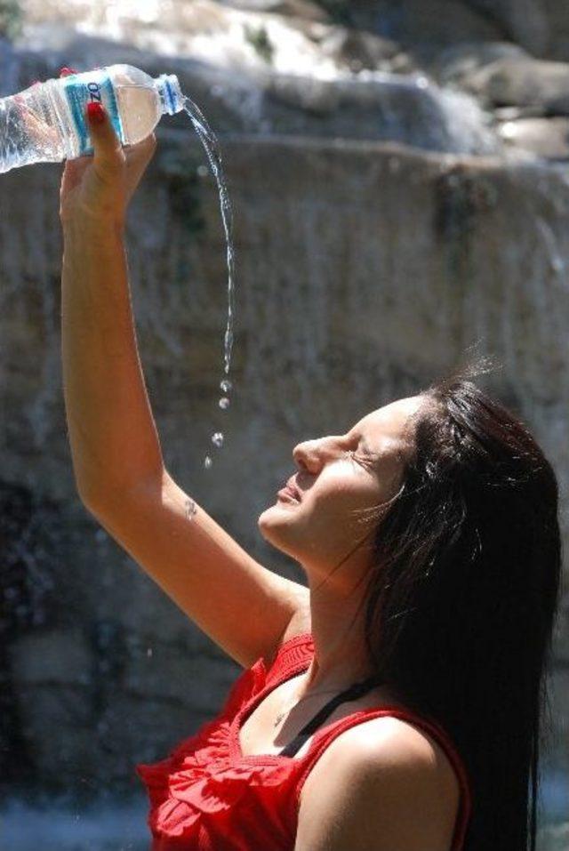 Torbalı'da Hava Sıcaklığı Gölgede 35 Derece