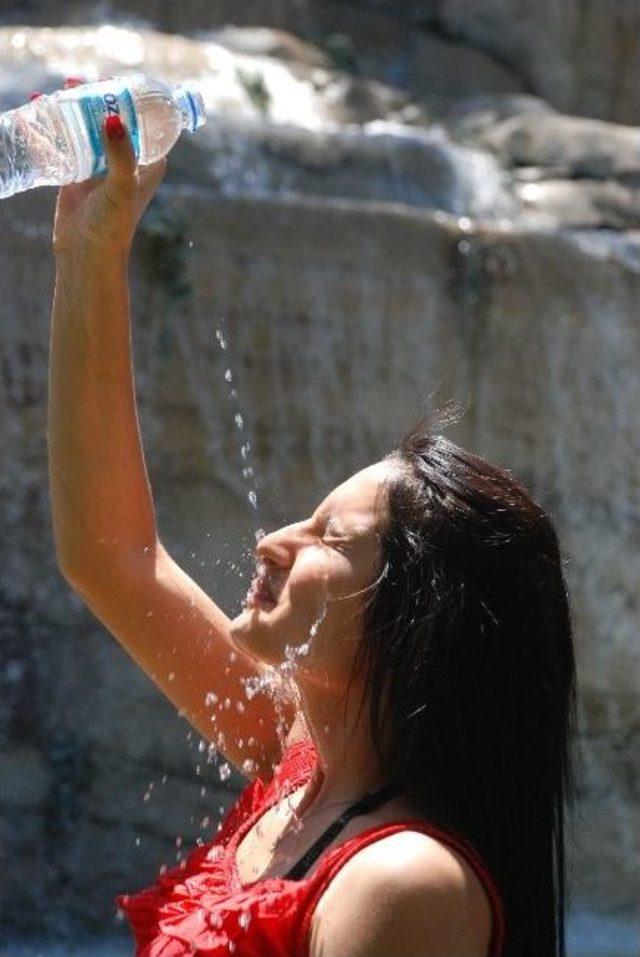 Torbalı'da Hava Sıcaklığı Gölgede 35 Derece