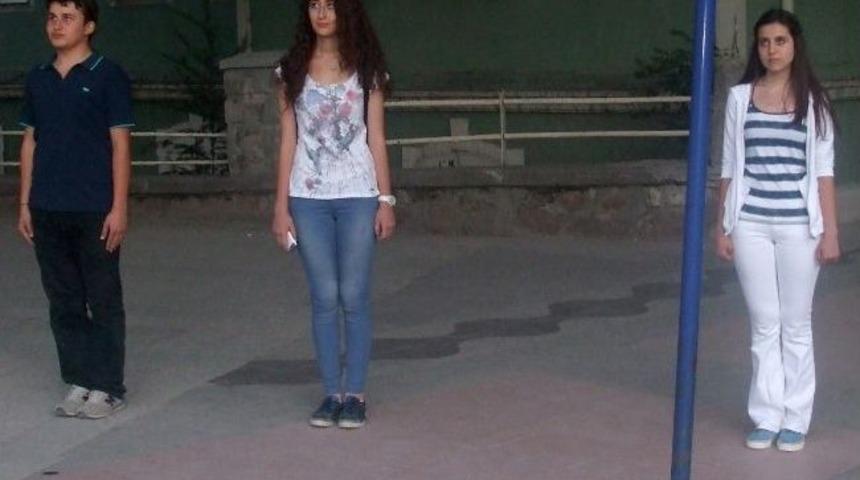 &Ccedil;ankırı'da "duran Adam" Eylemi