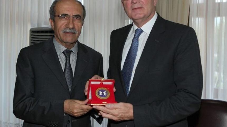 B&uuml;y&uuml;kel&ccedil;i Pohl: 2014 Yılının T&uuml;rk-Alman Yılı Olmasını Arzu Ediyoruz