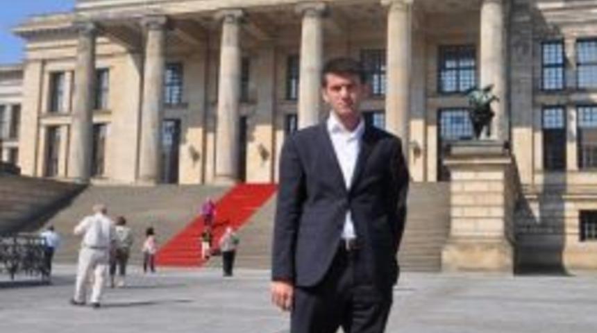 Ak Parti Gen&ccedil;lik Kolları Başkanı Dilek, T&uuml;rk-alman Gen&ccedil;liği İrtibat Kurma Seminerinden D&ouml;nd&uuml;