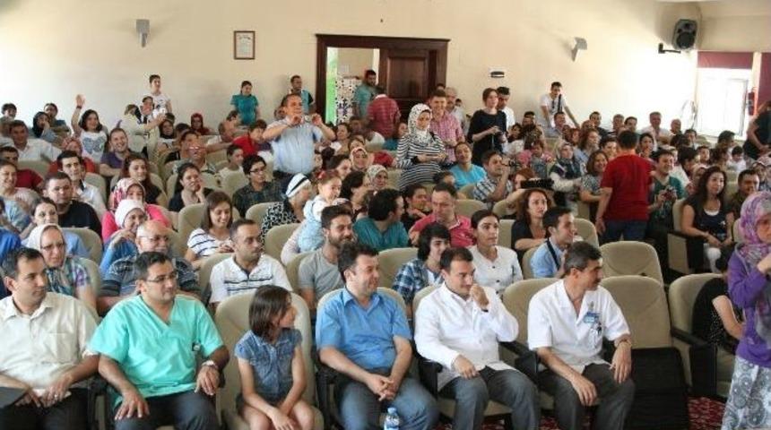 Hastane Kreşinde Yıl Sonu G&ouml;sterisi