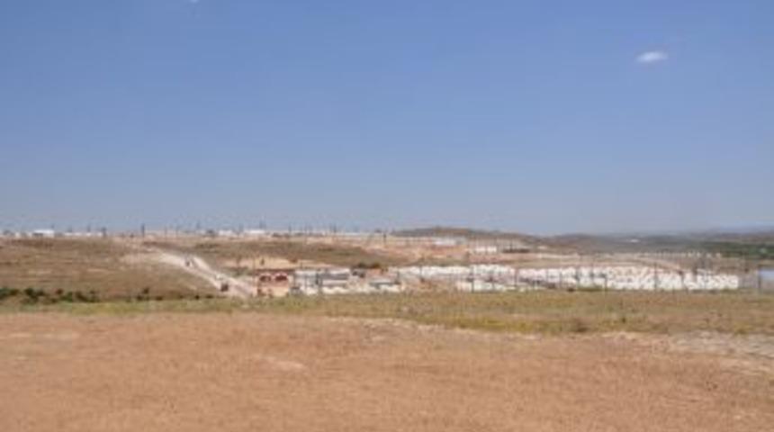 &Ccedil;adır Kenti Beğenmeyen Suriyeli Sığınmacılar İl&ccedil;eden Ayrıldı