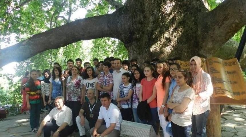 &Ouml;ğrencilerin &Ccedil;anakkale Ve Bursa Gezisi