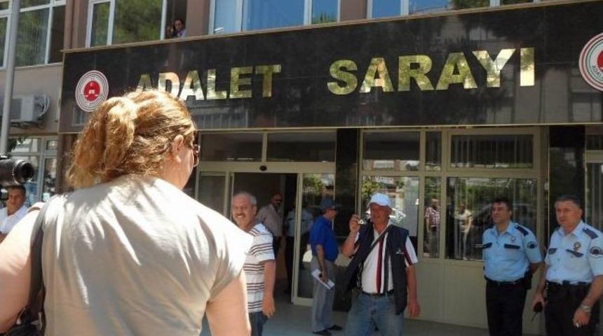 'm&uuml;ft&uuml; Eşi' Olduğunu İddia Eden Ve Baş&ouml;rt&uuml;s&uuml;yle Gezi Parkı Eylemlerine Destek Veren Kadın İfade Verdi