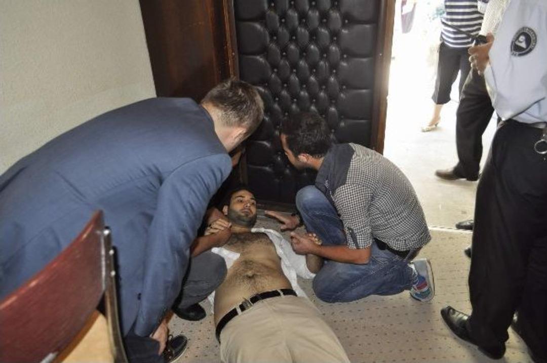 Edebiyat Fak&uuml;ltesi &Ouml;ğrencileri Mezuniyet Coşkusu Yaşadı