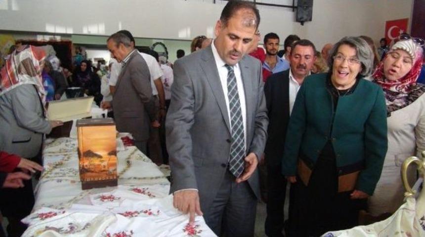 Halk Eğitim Merkezi Yıl Sonu Sergisi A&ccedil;ıldı