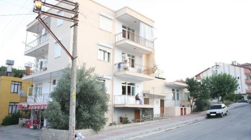 G&uuml;nd&uuml;z Yanan Sokak Lambalarına Tepki