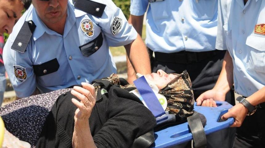 Eski Vekil Kaza Yaptı