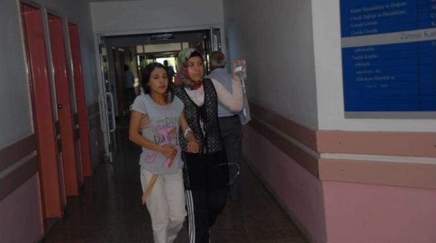 Sosyal Rehabilitasyon Merkezinde Konaklayan 9 Kız &Ccedil;ocuğu Zehirlendi