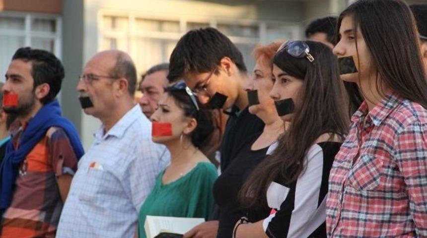 &ldquo;ağzı Bantlı Duran Adamlar&rdquo; Eylemi