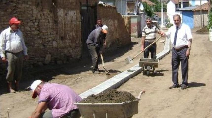 Kayaköy’de Kilit Taş Seferberliği