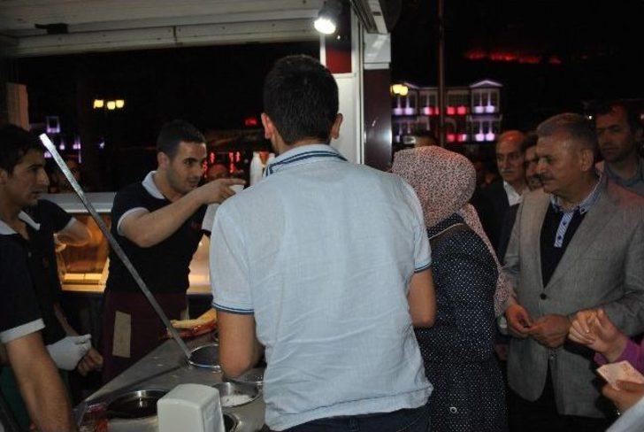 Bakan Yıldırım, “uzun İnce Bir Yoldayım”ı Söyledi G4