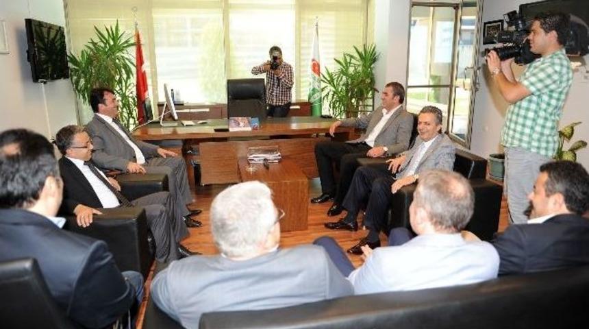 Başkan D&uuml;ndar&rsquo;dan Bursaspor Y&ouml;netimine Ziyaret