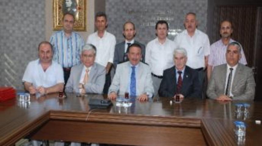 İzmıt Beledıyesı&rsquo;nde S&ouml;zleşme