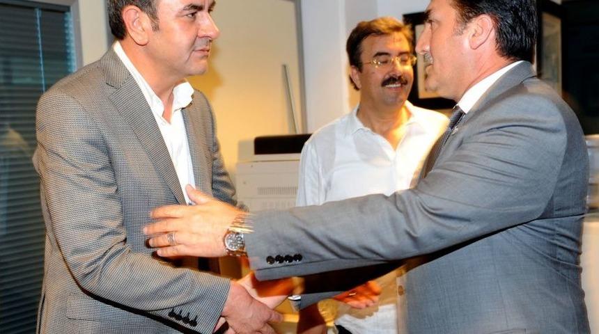 Başkan Dündar’dan Bursaspor Yönetimine Ziyaret