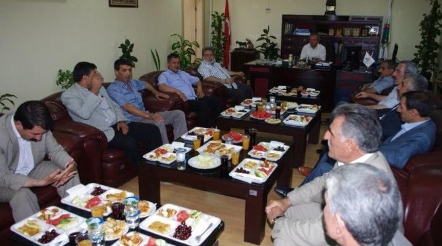 Muhtarlar, Belediye Başkanının Serbest Bırakılmasını İstedi