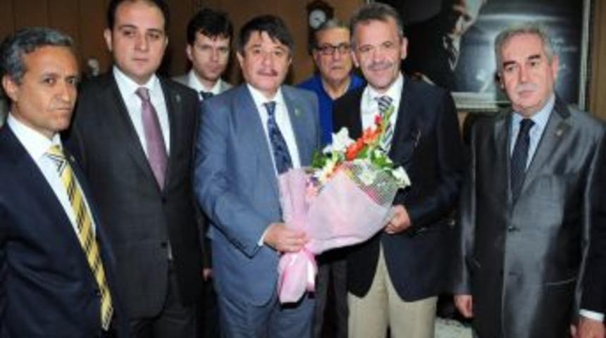 Tanrıverdi, İGM Başkanı Solmaz&rsquo;a Yapılan Silahlı Saldırıyı Kınadı